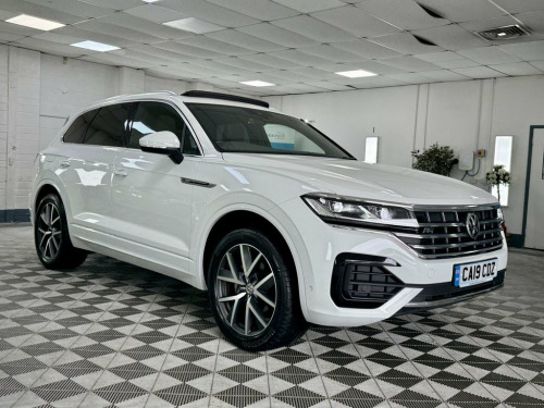 Volkswagen Touareg  3.0 TDI V6 R-Line SUV 5dr Diesel Tiptronic 4Motion
