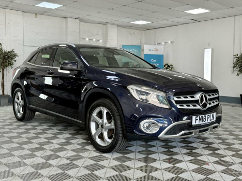 Mercedes-Benz GLA-Class  2.1 GLA200d Sport (Executive) SUV 5dr Diesel 7G-DC