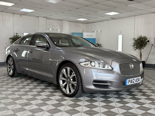 Jaguar XJ  3.0d V6 Portfolio Saloon 4dr Diesel Auto Euro 5 (2