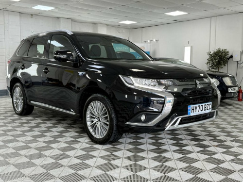 Mitsubishi Outlander  2.4h TwinMotor 13.8kWh Dynamic Safety SUV 5dr Petr