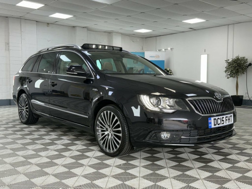 Skoda Superb  2.0 TDI Laurin & Klement Estate 5dr Diesel DSG Eur