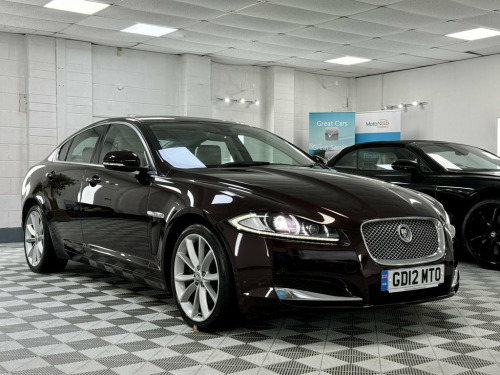 Jaguar XF  3.0d V6 Premium Luxury Saloon 4dr Diesel Auto Euro