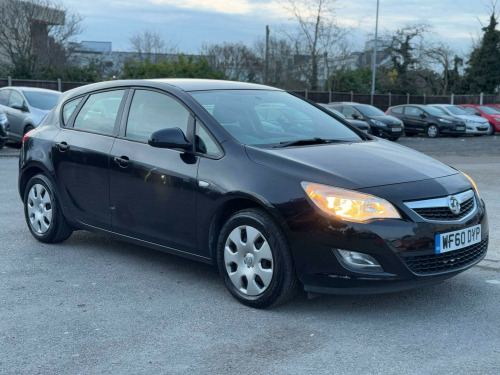 Vauxhall Astra  1.4 16v Exclusiv Euro 5 5dr