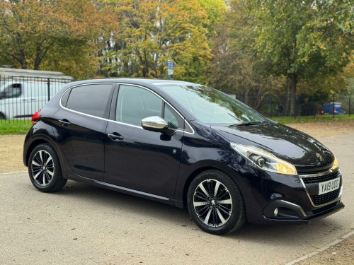Peugeot 208  1.2 PureTech Tech Edition Euro 6 (s/s) 5dr