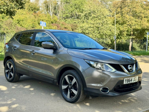 Nissan Qashqai  1.2 DIG-T n-tec 2WD Euro 5 (s/s) 5dr
