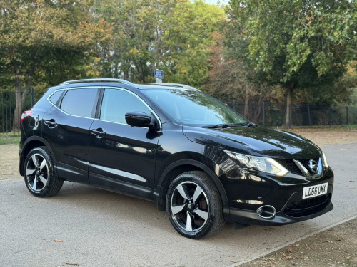 Nissan Qashqai  1.2 DIG-T N-Connecta 2WD Euro 6 (s/s) 5dr