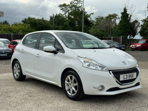 Peugeot 208  1.2 VTi Active Euro 5 5dr 