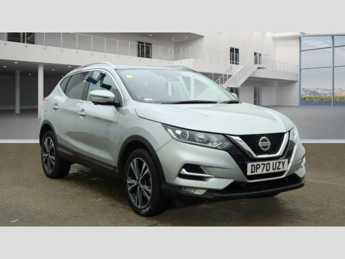 Nissan Qashqai  1.3 DIG-T N-Connecta
