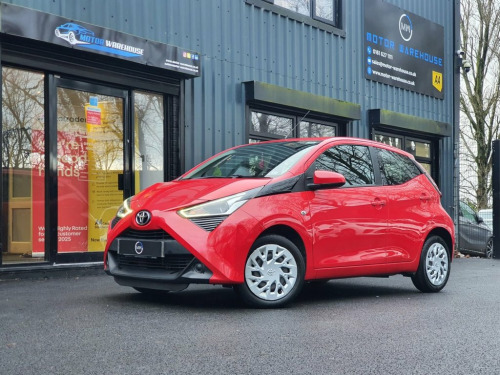 Toyota AYGO  1.0 VVT-i x-play Hatchback 5dr Petrol Manual Euro  