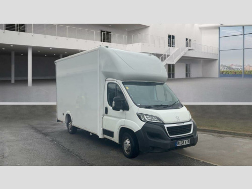 Peugeot Boxer  2.0 BlueHDi 335 Built for Business Low Floor Luton L3 Euro 6 4dr
