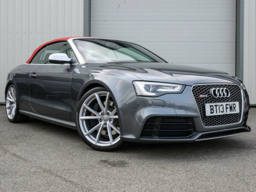 Audi RS5  4.2 FSI V8 Cabriolet 2dr Petrol S Tronic quattro E