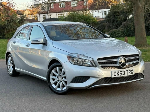 Mercedes-Benz A-Class A180 1.6 A180 SE Hatchback 5dr Petrol Manual Euro 6 (s/