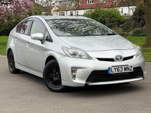 Toyota Prius  1.5 Saloon 4dr Petrol Hybrid CVT (120 g/km, 70 bhp