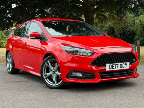 Ford Focus  2.0T EcoBoost ST-3 Hatchback 5dr Petrol Manual Eur