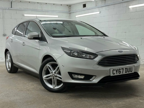 Ford Focus  1.0T EcoBoost Titanium Hatchback 5dr Petrol Auto E