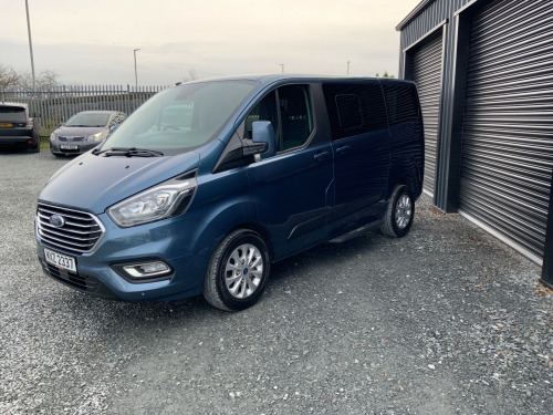 Ford Tourneo Custom  2.0 320 EcoBlue Zetec Minibus Double Cab 5dr Diesel Manual L1 Euro 6 (s/s)  