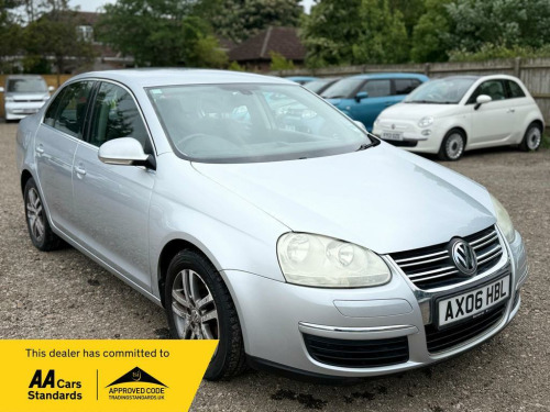 Volkswagen Jetta  2.0 FSI SE Euro 4 4dr