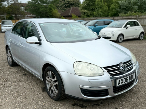 Volkswagen Jetta  2.0 FSI SE Euro 4 4dr