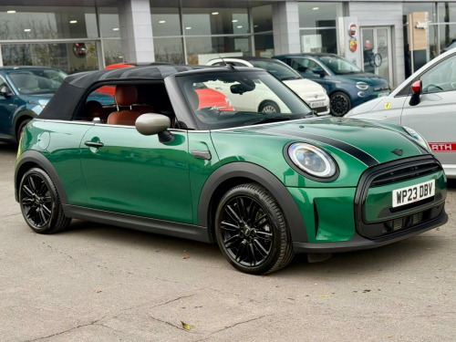 MINI Convertible  1.5 Cooper Exclusive Steptronic Euro 6 (s/s) 2dr