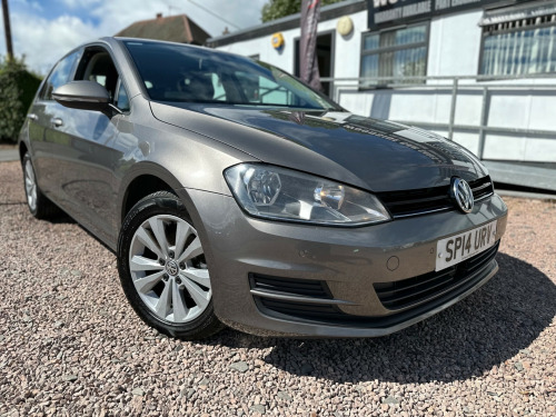 Volkswagen Golf  1.6 TDI 105 SE 5dr