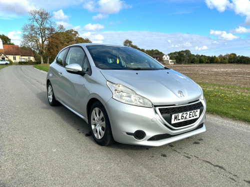 Peugeot 208  1.4 HDi Access+ Hatchback 3dr Diesel Manual Euro 5 (70 ps)
