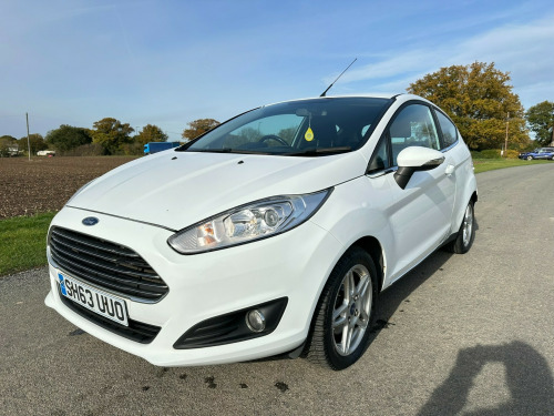 Ford Fiesta  1.0T EcoBoost Zetec Hatchback 3dr Petrol Manual Euro 5 (s/s) (100 ps)