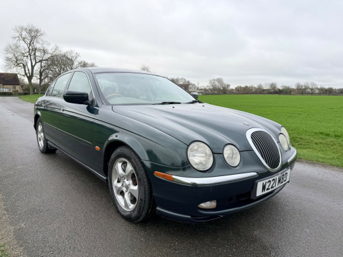 Jaguar S-TYPE  3.0 V6 SE Saloon 4dr Petrol Automatic (285 g/km, 240 bhp) 