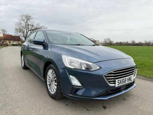 Ford Focus  1.0T EcoBoost Titanium Hatchback 5dr Petrol Manual Euro 6 (s/s) (125 ps) 