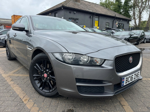Jaguar XE  2.0d Prestige Saloon 4dr Diesel Auto Euro 6 (s/s) (180 ps)