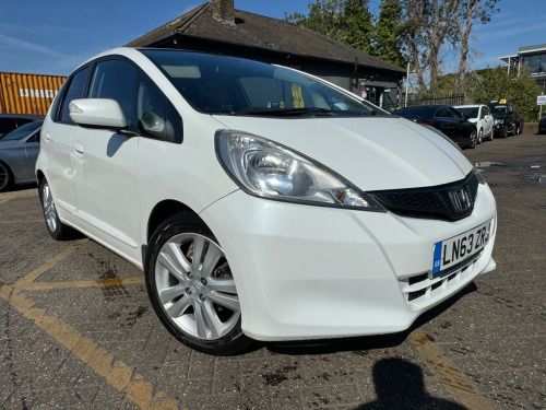 Honda Jazz  1.4 i-VTEC ES Plus Hatchback 5dr Petrol CVT Euro 5 (99 ps)
