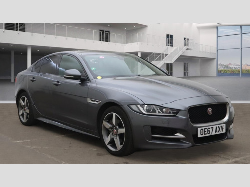 Jaguar XE  2.0d R-Sport Saloon 4dr Diesel Auto AWD Euro 6 (s/s) (180 ps)