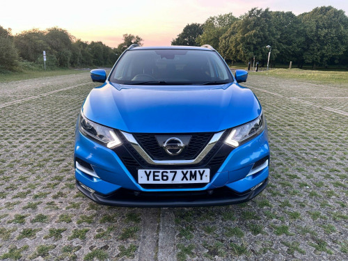 Nissan Qashqai  1.2 DIG-T N-Connecta Euro 6 (s/s) 5dr