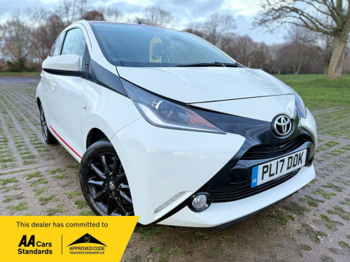 Toyota AYGO  1.0 VVT-i x-press Hatchback 5dr Petrol Manual Euro 6 (68 ps) 