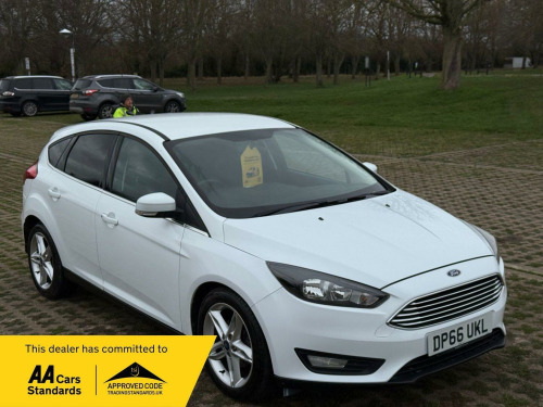Ford Focus  1.0T EcoBoost Zetec Hatchback 5dr Petrol Manual Euro 6 (s/s) (100 ps) 
