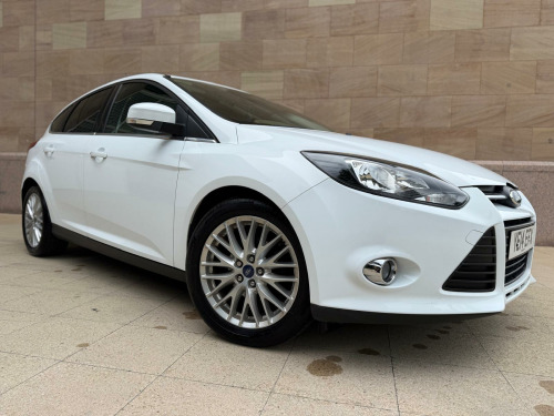 Ford Focus  1.0T EcoBoost Zetec Navigator Euro 5 (s/s) 5dr