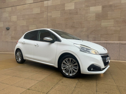 Peugeot 208  1.2 PureTech Allure Euro 6 5dr