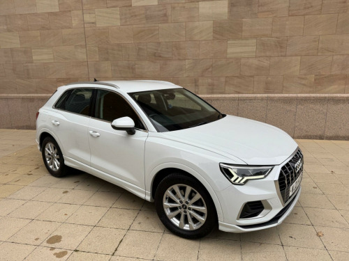 Audi Q3  1.5 TFSI CoD 35 Sport Euro 6 (s/s) 5dr