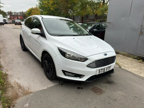 Ford Focus  1.0T EcoBoost Titanium Hatchback 5dr Petrol Manual Euro 6 (s/s) (125 ps)