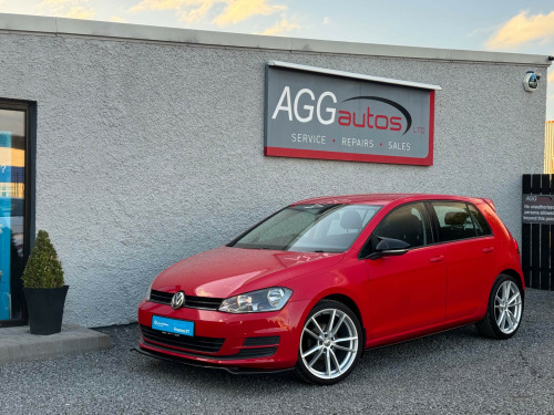 Volkswagen Golf  1.6 TDI 105 S 5dr
