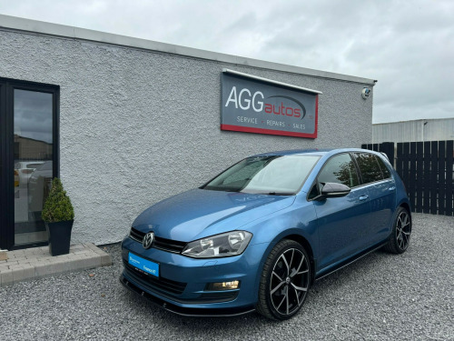 Volkswagen Golf  1.6 TDI 105 S 5dr