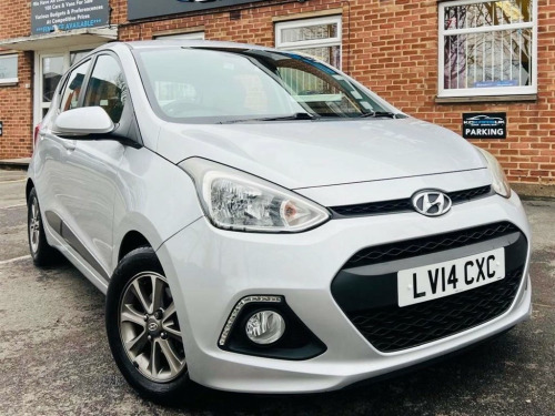 Hyundai i10  Premium Hatchback Petrol Manual Euro 5