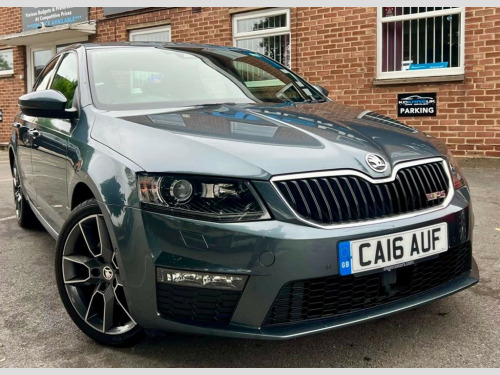 Skoda Octavia  vRS Hatchback Diesel DSG 4WD Euro 6 (s/s) (SNav)