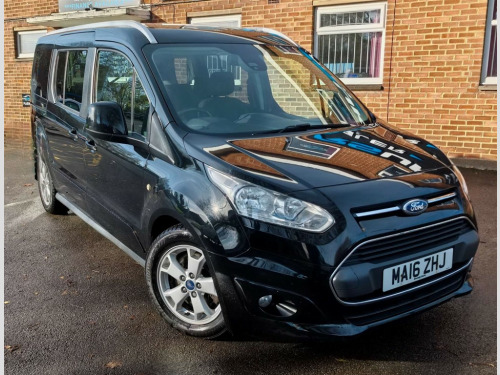 Ford Tourneo Connect  Grand Titanium TDCi Auto - 7 Seats - Panoramic Roof 