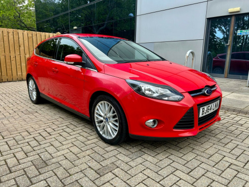 Ford Focus  1.0T EcoBoost Zetec Navigator Euro 5 (s/s) 5dr