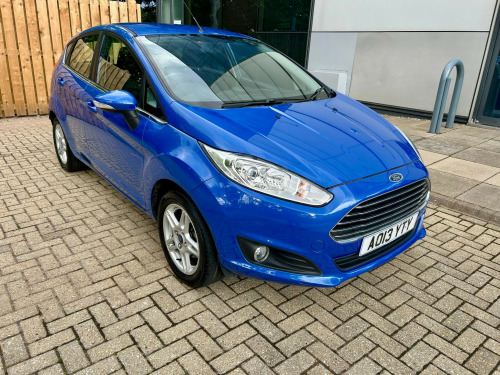 Ford Fiesta  1.0 Zetec Hatchback 5dr Petrol Manual Euro 5 (s/s) (80 ps)