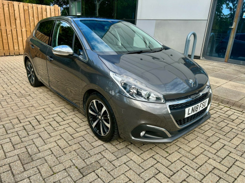 Peugeot 208  1.2 PureTech Allure Premium Hatchback 5dr Petrol Manual Euro 6 (s/s) (82 ps