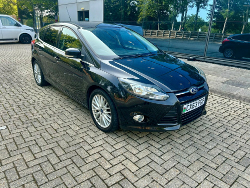 Ford Focus  1.6 Zetec Hatchback 5dr Petrol Manual Euro 5 (105 ps)