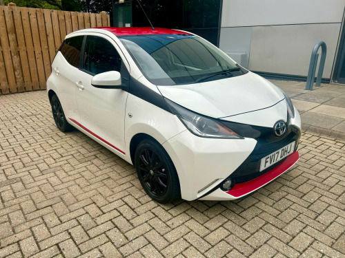 Toyota AYGO  1.0 VVT-i x-press Hatchback 5dr Petrol Manual Euro 6 (68 ps)