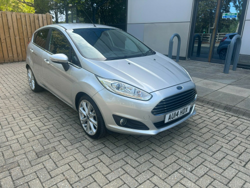 Ford Fiesta  1.0T EcoBoost Titanium Hatchback 5dr Petrol Manual Euro 5 (s/s) (125 ps)
