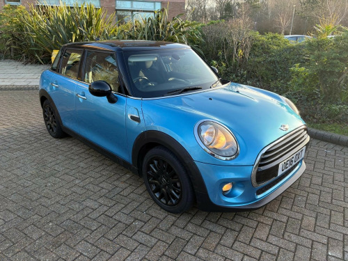 MINI Hatch  1.5 Cooper Hatchback 5dr Petrol Manual Euro 6 (s/s) (136 ps) 